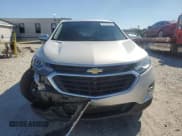 ✅ 2020 Chevrolet Equinox LT • VIN: 2GNAXUEV1L6100672 • Lot: 81429255. Wystawiony na Copart z przebiegiem 129 161 mil. Bezpłatny archiwum sprzedaży aukcyjnych z USA i szczegółowy raport historii pojazdu na DreamBid. Zdjęcie 5.