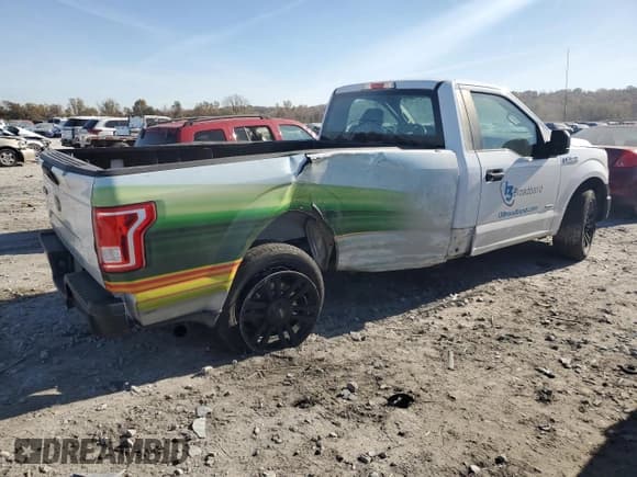 ✅ 2017 Ford F-150 XL • VIN: 1FTMF1CPXHKD39492 • Lot: 92296655. Listed on Copart with 153,616 mi. Free auction sales archive from the USA and detailed vehicle history report at DreamBid. Image 3.