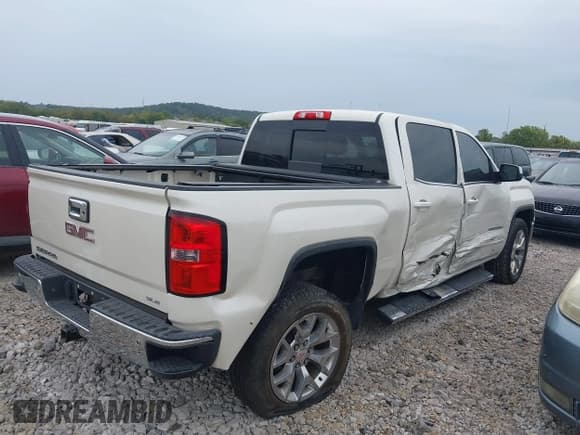 ✅ 2014 GMC Sierra 1500 SLE • VIN: 3GTP1UEC4EG205412 • Lot: 43432878. Wystawiony na IAAI z przebiegiem 116 439 mil. Bezpłatny archiwum sprzedaży aukcyjnych z USA i szczegółowy raport historii pojazdu na DreamBid. Zdjęcie 4.
