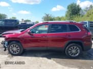 ✅ 2020 Jeep Cherokee Latitude Plus • VIN: 1C4PJMLB9LD506018 • Lot: 43246882. Wystawiony na IAAI z przebiegiem 62 478 mil. Bezpłatny archiwum sprzedaży aukcyjnych z USA i szczegółowy raport historii pojazdu na DreamBid. Zdjęcie 15.