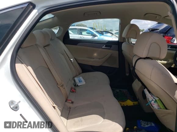 ✅ 2017 Hyundai Sonata SE • VIN: 5NPE24AF5HH487558 • Lot: 67592982. Listed on Copart with Not provided. Free auction sales archive from the USA and detailed vehicle history report at DreamBid. Image 6.