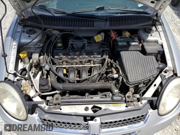 2004 Dodge Neon SXT z VIN 1B3ES56C74D576697, wystawiony jako Copart lot #61158795 z przebiegiem 225 717 mil mil oraz Szkoda całkowita • Salvage title. Historia ofert i sprzedaży dostępna na DreamBid. Obrazek 11.