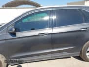 ✅ 2020 Ford Edge Titanium • VIN: 2FMPK3K9XLBA98670 • Lot: 43331908. Wystawiony na IAAI z przebiegiem 71 106 mil. Bezpłatny archiwum sprzedaży aukcyjnych z USA i szczegółowy raport historii pojazdu na DreamBid. Zdjęcie 14.