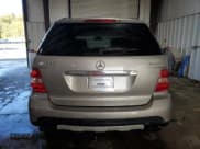 ✅ 2007 Mercedes-Benz M 350 • VIN: 4JGBB86E57A257286 • Лот: 86131895. Опубликован ранее на Copart с пробегом 94 481 миль. Бесплатный доступ к архиву аукционных продаж из США и подробный отчёт об истории автомобиля на DreamBid. Изображение 6.