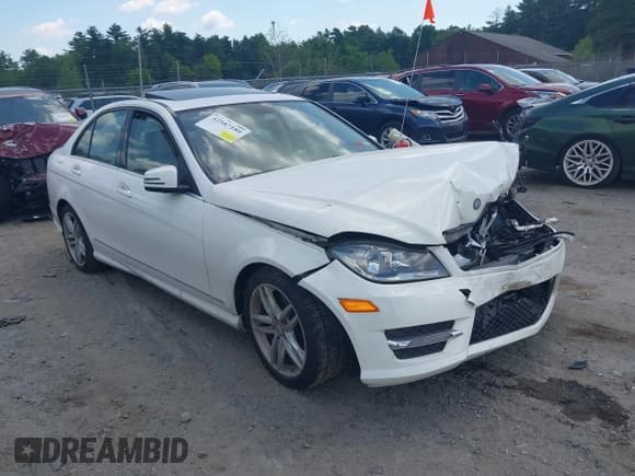 ✅ 2013 Mercedes-Benz C 300 Sport • VIN: WDDGF8AB7DR280115 • Lot: 42587180. Listed on IAAI with 120,832 mi. Free auction sales archive from the USA and detailed vehicle history report at DreamBid. Image 1.