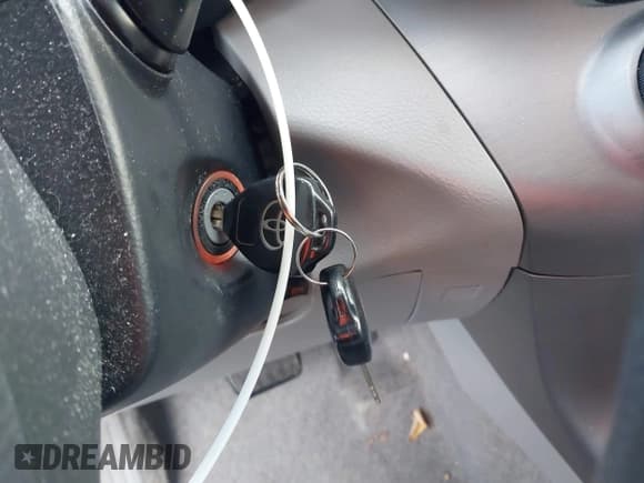 ✅ 2008 Toyota RAV4 • VIN: JTMBD33V286084580 • Lot: 43923658. Listed on IAAI with 114,612 mi. Free auction sales archive from the USA and detailed vehicle history report at DreamBid. Image 11.