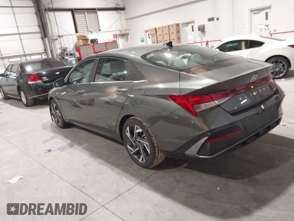 ✅ 2024 Hyundai Elantra Limited • VIN: KMHLP4DG8RU792942 • Lot: 43850872. Wystawiony na IAAI z przebiegiem 34 704 mil. Bezpłatny archiwum sprzedaży aukcyjnych z USA i szczegółowy raport historii pojazdu na DreamBid. Zdjęcie 3.