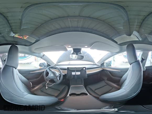 ✅ 2025 Tesla Model Y Long Range • VIN: 7SAYGDED0SF267132 • Lot: 84027995. Listed on Copart with 14,878 mi. Free auction sales archive from the USA and detailed vehicle history report at DreamBid. Image 15.