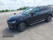 ✅ 2023 Volvo XC60 Plus Bright Theme • VIN: YV4L12RN6P1390933 • Лот: 42546940. Опубликован ранее на IAAI с пробегом 40 427 миль. Бесплатный доступ к архиву аукционных продаж из США и подробный отчёт об истории автомобиля на DreamBid. Изображение 2.