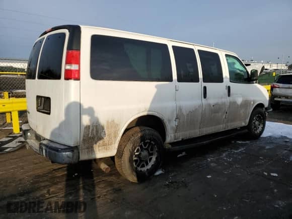 2017 Chevrolet Express Passenger LT с VIN 1GAWGFFF4H1253664, выставлен на аукционе Copart как лот 45317125 с пробегом 123 264 миль миль и Списание • Salvage title. История ставок и продаж доступна на DreamBid. Изображение 3.