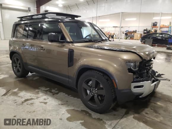 ✅ 2020 Land Rover Defender SE • VIN: SALEP7EUXL2002734 • Лот: 50553204. Опубликован ранее на Copart с пробегом 36 600 миль. Бесплатный доступ к архиву аукционных продаж из США и подробный отчёт об истории автомобиля на DreamBid. Изображение 4.