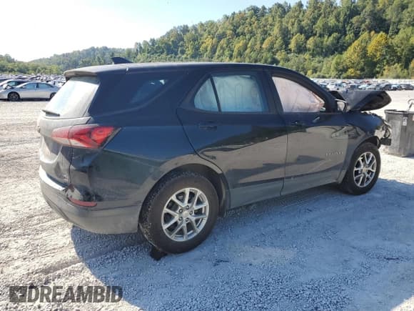 ✅ 2022 Chevrolet Equinox LS • VIN: 2GNAXSEV6N6119922 • Лот: 71214805. Опубликован ранее на Copart с пробегом 114 781 миль. Бесплатный доступ к архиву аукционных продаж из США и подробный отчёт об истории автомобиля на DreamBid. Изображение 3.