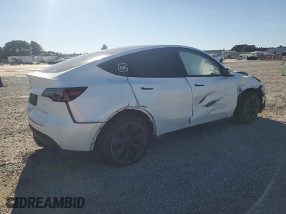 ✅ 2024 Tesla Model Y Long Range • VIN: 7SAYGDEE4RA319636 • Лот: 87390475. Опубликован ранее на Copart с пробегом 19 479 миль. Бесплатный доступ к архиву аукционных продаж из США и подробный отчёт об истории автомобиля на DreamBid. Изображение 3.