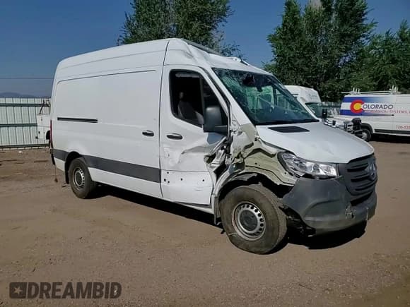 ✅ 2023 Mercedes-Benz Sprinter • VIN: W1Y4NBHY0PT147870 • Лот: 67999405. Опубликован ранее на Copart с пробегом 18 492 миль. Бесплатный доступ к архиву аукционных продаж из США и подробный отчёт об истории автомобиля на DreamBid. Изображение 14.