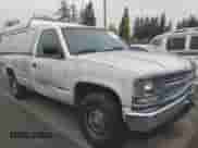 1994 Chevrolet Silverado 1500 z VIN 1GCEK14Z9RZ113856, wystawiony jako IAAI lot #43573290 z przebiegiem 247 761 mil mil oraz . Historia ofert i sprzedaży dostępna na DreamBid. Obrazek 1.