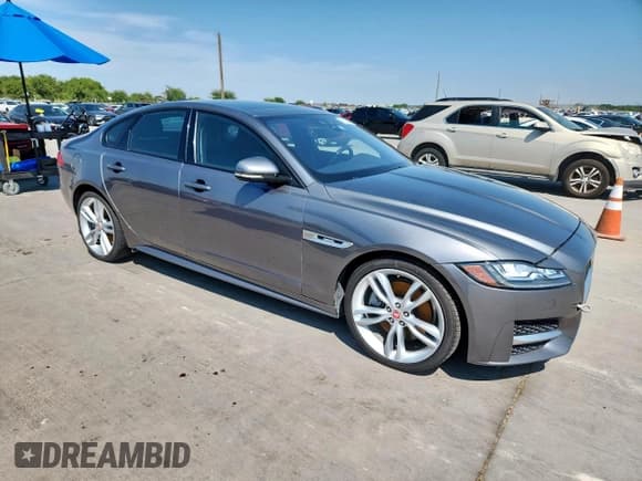 ✅ 2016 Jaguar XF 35t R-Sport • VIN: SAJBF4BVXGCY04047 • Лот: 80334095. Опубликован ранее на Copart с пробегом 49 556 миль. Бесплатный доступ к архиву аукционных продаж из США и подробный отчёт об истории автомобиля на DreamBid. Изображение 4.