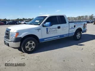 ✅ 2014 Ford F-150 XL • VIN: 1FTEX1CM7EFA59668 • Lot: 89735225. Listed on Copart with 260,818 mi. Free auction sales archive from the USA and detailed vehicle history report at DreamBid. Image 1.