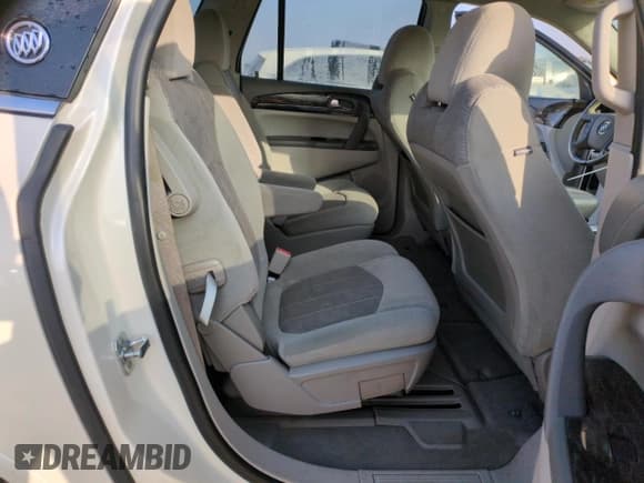 ✅ 2013 Buick Enclave Convenience • VIN: 5GAKVBKD1DJ129386 • Lot: 82415844. Wystawiony na Copart z przebiegiem 33 538 mil. Bezpłatny archiwum sprzedaży aukcyjnych z USA i szczegółowy raport historii pojazdu na DreamBid. Zdjęcie 11.