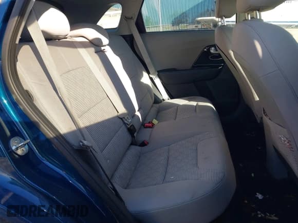 ✅ 2022 Kia Niro LXS • VIN: KNDCM3LD4N5499400 • Lot: 41394529. Wystawiony na IAAI z przebiegiem 50 053 mil. Bezpłatny archiwum sprzedaży aukcyjnych z USA i szczegółowy raport historii pojazdu na DreamBid. Zdjęcie 8.