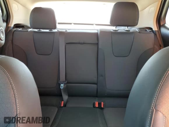 ✅ 2024 Buick Encore GX Preferred • VIN: KL4AMBS20RB208037 • Lot: 82696335. Listed on Copart with 7,750 mi. Free auction sales archive from the USA and detailed vehicle history report at DreamBid. Image 10.