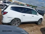 ✅ 2016 Chevrolet Traverse LT • VIN: 1GNKRGKD4GJ317797 • Lot: 43252239. Wystawiony na IAAI z przebiegiem 117 718 mil. Bezpłatny archiwum sprzedaży aukcyjnych z USA i szczegółowy raport historii pojazdu na DreamBid. Zdjęcie 13.
