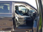 ✅ 2019 Ford F-250 XL • VIN: 1FT7W2BT5KEC30316 • Lot: 43453785. Wystawiony na IAAI z przebiegiem 225 237 mil. Bezpłatny archiwum sprzedaży aukcyjnych z USA i szczegółowy raport historii pojazdu na DreamBid. Zdjęcie 5.