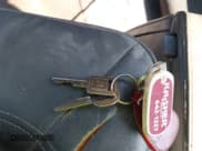 ✅ 1985 Buick Riviera • VIN: 1G4EZ57Y3FE433369 • Lot: 42893705. Wystawiony na IAAI z przebiegiem 52 541 mil. Bezpłatny archiwum sprzedaży aukcyjnych z USA i szczegółowy raport historii pojazdu na DreamBid. Zdjęcie 11.