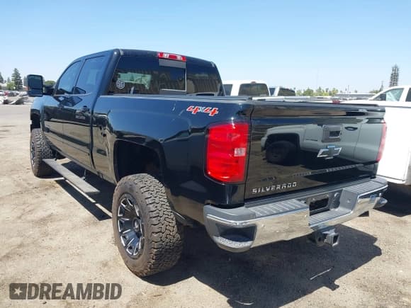 ✅ 2016 Chevrolet Silverado 2500HD LT • VIN: 1GC1KVE89GF277845 • Lot: 43040037. Wystawiony na IAAI z przebiegiem 56 497 mil. Bezpłatny archiwum sprzedaży aukcyjnych z USA i szczegółowy raport historii pojazdu na DreamBid. Zdjęcie 3.