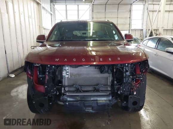 ✅ 2022 Jeep Wagoneer Series II • VIN: 1C4SJUBT5NS181161 • Lot: 41699742. Listed on IAAI with 44,363 mi. Free auction sales archive from the USA and detailed vehicle history report at DreamBid. Image 13.