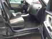 2006 Mercury Mariner Luxury with VIN 4M2YU56106KJ09196, listed as a IAAI auction lot 43307535 with 208,433 mi miles and . Bid and sale history available at DreamBid. Image 5.