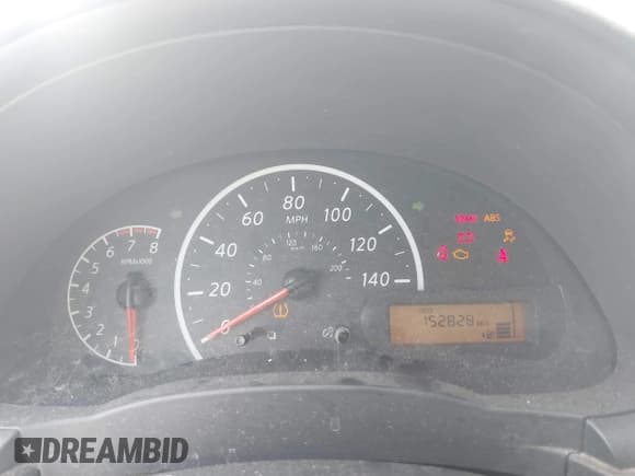 ✅ 2015 Nissan Versa S Plus • VIN: 3N1CN7AP9FL918069 • Lot: 43650519. Wystawiony na IAAI z przebiegiem 152 828 mil. Bezpłatny archiwum sprzedaży aukcyjnych z USA i szczegółowy raport historii pojazdu na DreamBid. Zdjęcie 7.