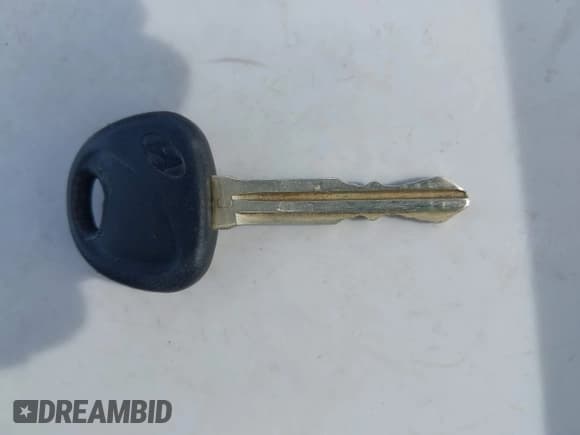 ✅ 2008 Hyundai Santa Fe SE • VIN: 5NMSH73E58H197213 • Lot: 43312271. Wystawiony na IAAI z przebiegiem 171 614 mil. Bezpłatny archiwum sprzedaży aukcyjnych z USA i szczegółowy raport historii pojazdu na DreamBid. Zdjęcie 11.