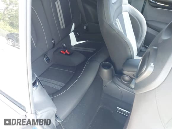 ✅ 2022 MINI Convertible John Cooper Works • VIN: WMW63DL0XN3P15732 • Lot: 41807134. Listed on IAAI with 52,631 mi. Free auction sales archive from the USA and detailed vehicle history report at DreamBid. Image 8.