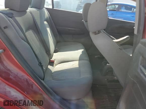 2012 Chevrolet Sonic LT z VIN 1G1JC5SH3C4185338, wystawiony jako Copart lot #65351364 z przebiegiem 90 564 mil mil oraz Czysty tytuł • Clean title. Historia ofert i sprzedaży dostępna na DreamBid. Obrazek 10.