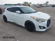 ✅ 2013 Hyundai Veloster Turbo • VIN: KMHTC6AE5DU104074 • Lot: 42225574. Wystawiony na IAAI z przebiegiem 172 836 mil. Bezpłatny archiwum sprzedaży aukcyjnych z USA i szczegółowy raport historii pojazdu na DreamBid. Zdjęcie 1.