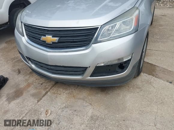 ✅ 2014 Chevrolet Traverse LS • VIN: 1GNKRFED5EJ118874 • Lot: 43522989. Wystawiony na IAAI z przebiegiem 157 619 mil. Bezpłatny archiwum sprzedaży aukcyjnych z USA i szczegółowy raport historii pojazdu na DreamBid. Zdjęcie 6.