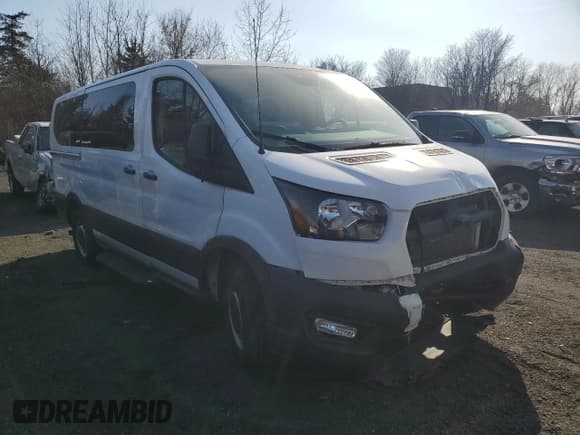 ✅ 2020 Ford Transit Passenger XL • VIN: 1FMZK1Y84LKA38708 • Lot: 52056035. Wystawiony na Copart z przebiegiem 41 207 mil. Bezpłatny archiwum sprzedaży aukcyjnych z USA i szczegółowy raport historii pojazdu na DreamBid. Zdjęcie 4.
