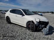 ✅ 2020 Alfa Romeo Stelvio Ti • VIN: ZASPAKBN6L7C83068 • Lot: 84550965. Wystawiony na Copart z przebiegiem 78 106 mil. Bezpłatny archiwum sprzedaży aukcyjnych z USA i szczegółowy raport historii pojazdu na DreamBid. Zdjęcie 4.