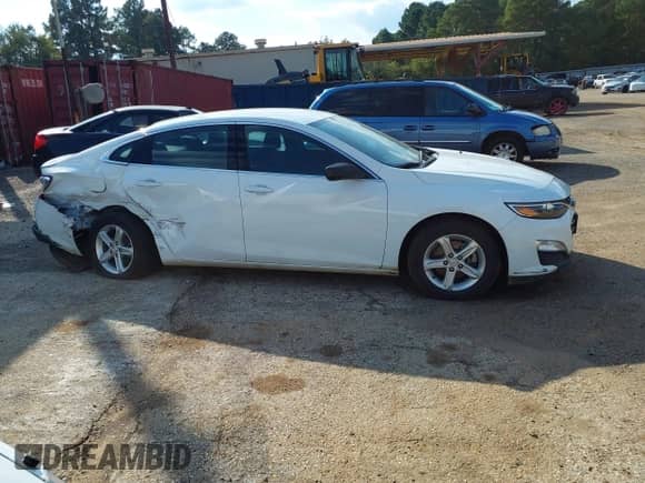 2023 Chevrolet Malibu LS с VIN 1G1ZC5ST2PF173862, выставлен на аукционе IAAI как лот 43444851 с пробегом 47 587 миль миль и . История ставок и продаж доступна на DreamBid. Изображение 12.