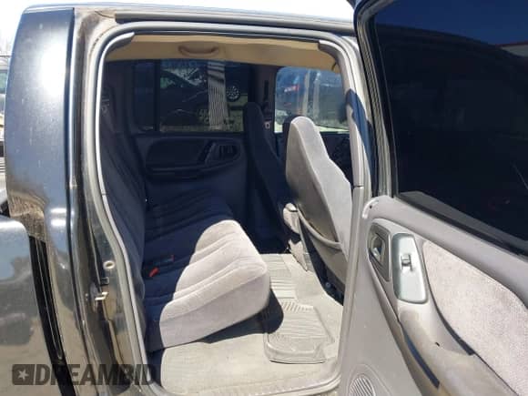 ✅ 2000 Dodge Dakota Sport • VIN: 1B7GL2AN8YS781670 • Лот: 41696808. Размещён на IAAI с пробегом 166 837 миль миль. Получите бесплатный доступ к архиву аукционных продаж из США и посмотрите подробный отчёт об истории автомобиля на DreamBid. Изображение 8.