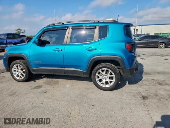 ✅ 2020 Jeep Renegade Latitude • VIN: ZACNJBBB2LPL23877 • Lot: 93676675. Wystawiony na Copart z przebiegiem 72 308 mil. Bezpłatny archiwum sprzedaży aukcyjnych z USA i szczegółowy raport historii pojazdu na DreamBid. Zdjęcie 2.