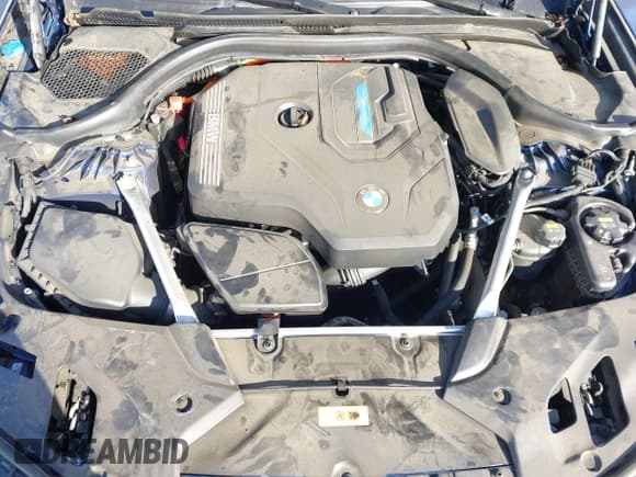 ✅ 2022 BMW 5 Series 530e • VIN: WBA13AG07NCJ54134 • Lot: 42012653. Listed on IAAI with 22,179 mi. Free auction sales archive from the USA and detailed vehicle history report at DreamBid. Image 10.