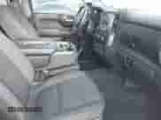 2020 Chevrolet Silverado 1500 LT с VIN 3GCPWCED2LG188918, выставлен на аукционе IAAI как лот 42227444 с пробегом 91 927 миль миль и . История ставок и продаж доступна на DreamBid. Изображение 5.