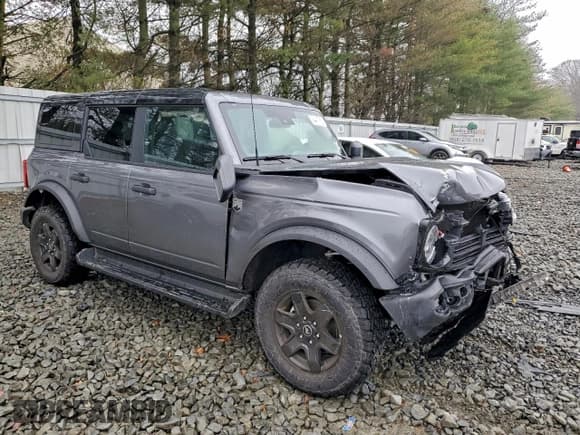 ✅ 2025 Ford Bronco Big Bend • VIN: 1FMDE7BH3SLB15994 • Lot: 94417555. Wystawiony na Copart z przebiegiem 1 518 mil. Bezpłatny archiwum sprzedaży aukcyjnych z USA i szczegółowy raport historii pojazdu na DreamBid. Zdjęcie 4.