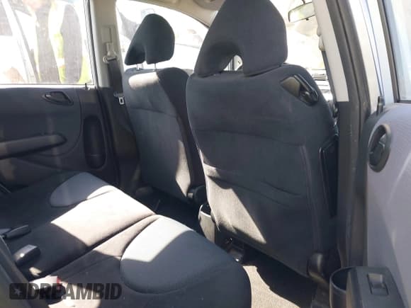 ✅ 2008 Honda Fit Sport • VIN: JHMGD38698S014300 • Лот: 43458869. Опубликован ранее на IAAI с пробегом 120 434 миль. Бесплатный доступ к архиву аукционных продаж из США и подробный отчёт об истории автомобиля на DreamBid. Изображение 8.