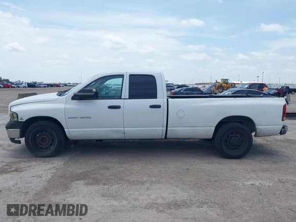 ✅ 2005 Dodge 2500 SLT • VIN: 3D7KR28C75G710174 • Lot: 42421193. Wystawiony na IAAI z przebiegiem 278 450 mil. Bezpłatny archiwum sprzedaży aukcyjnych z USA i szczegółowy raport historii pojazdu na DreamBid. Zdjęcie 14.