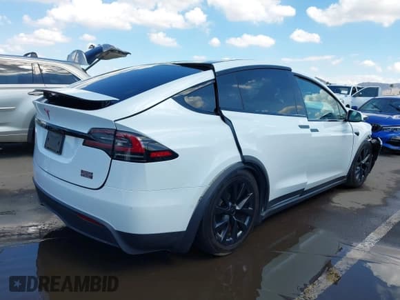 ✅ 2022 Tesla Model X Plaid • VIN: 7SAXCBE66NF351490 • Лот: 42407605. Опубликован ранее на IAAI с пробегом Не указан. Бесплатный доступ к архиву аукционных продаж из США и подробный отчёт об истории автомобиля на DreamBid. Изображение 4.