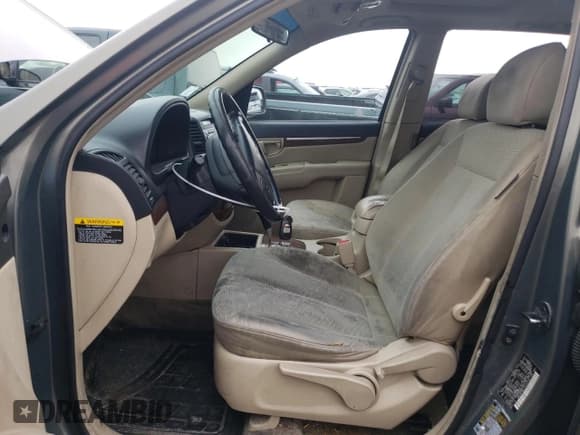 ✅ 2007 Hyundai Santa Fe GLS • VIN: KM8SG73D77U147720 • Lot: 45242884. Listed on Copart with 186,840 mi. Free auction sales archive from the USA and detailed vehicle history report at DreamBid. Image 7.