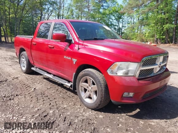 ✅ 2009 Dodge 1500 Sport • VIN: 1D3HB13T69S810041 • Lot: 42115359. Wystawiony na IAAI z przebiegiem 209 200 mil. Bezpłatny archiwum sprzedaży aukcyjnych z USA i szczegółowy raport historii pojazdu na DreamBid. Zdjęcie 1.