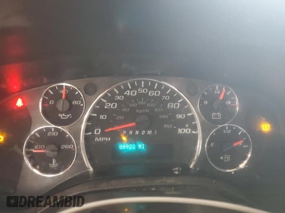 ✅ 2019 Chevrolet Express Cargo • VIN: 1GCWGAFP2K1269825 • Lot: 91099705. Wystawiony na Copart z przebiegiem 88 922 mil. Bezpłatny archiwum sprzedaży aukcyjnych z USA i szczegółowy raport historii pojazdu na DreamBid. Zdjęcie 9.